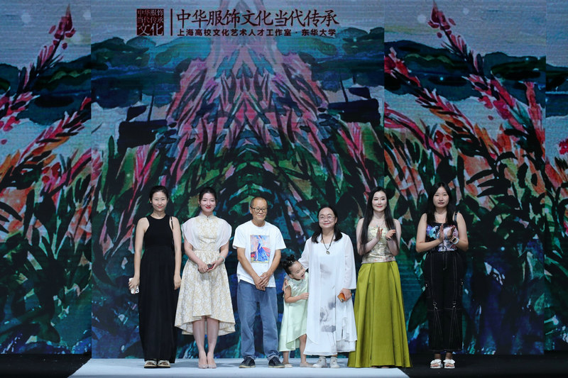 “童装课·时光调色板”2024海派儿童时尚趋势发布举行(图2)