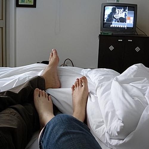男子抛弃待产女友并拒绝4万赔偿：人是二婚孩子也是畸形的(图12)