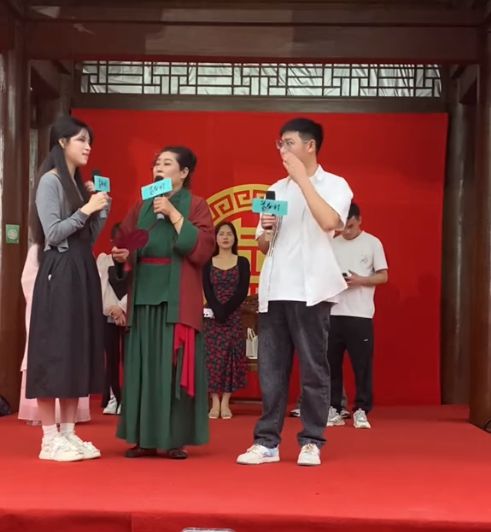 九游会J9：开封王婆在江西被四大财女整破防最后一位要求令王婆难堪(图20)