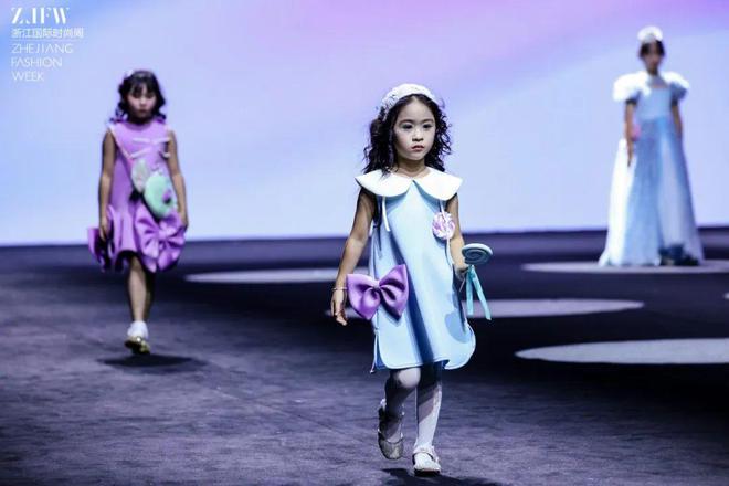 九游会J9：童装专场可爱、国风、运动、淑女~2024SS浙江国际时尚周发布合集(图7)