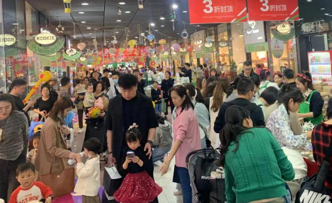 最近很多杭州家长都在忙同一件事！有人上周白跑一趟原因居然是……(图1)