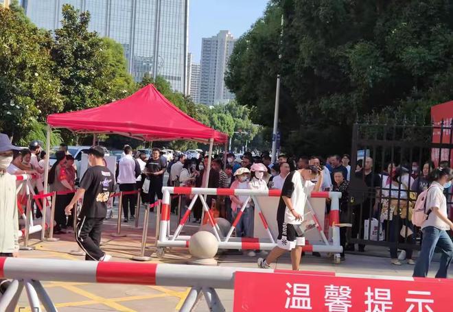 J9九游会：明天就要奔赴考场八条叮嘱请高考生一定要耐心看完(图1)