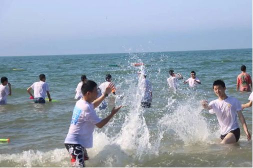 J9九游会：齐鲁晚报暑假夏令营清凉赶海节！感受最美海岸线！(图5)