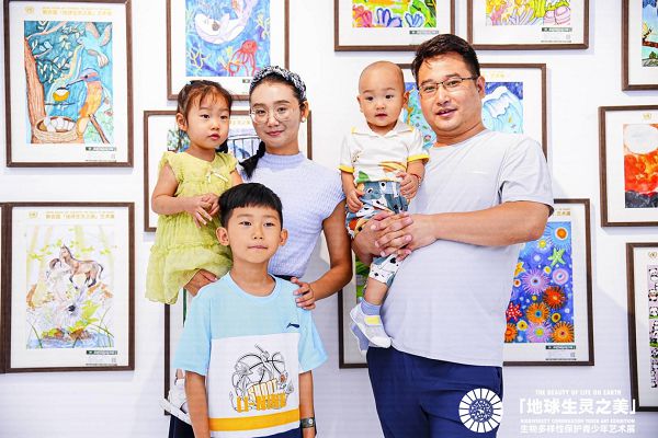 童装品牌男生女生助力“梦想之光”让孩子的画闪耀联合国(图7)