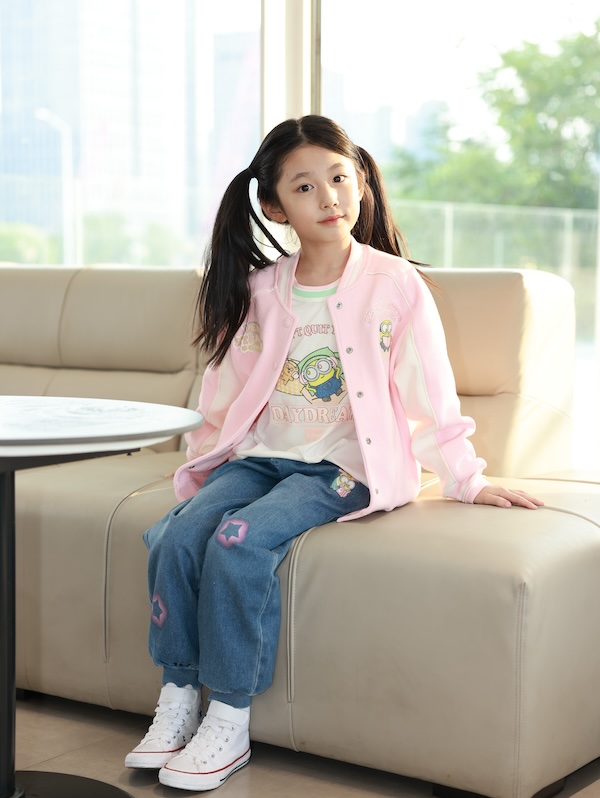 LEVISKIDS小黄人联名掀起童装牛仔穿搭风暴(图6)