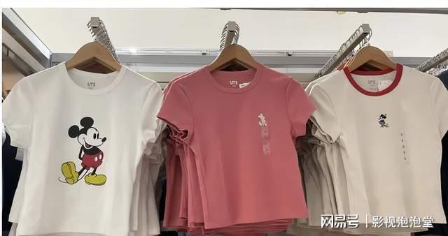优衣库辣妹风翻车记：比童装还窄的S码劝退打工人(图3)