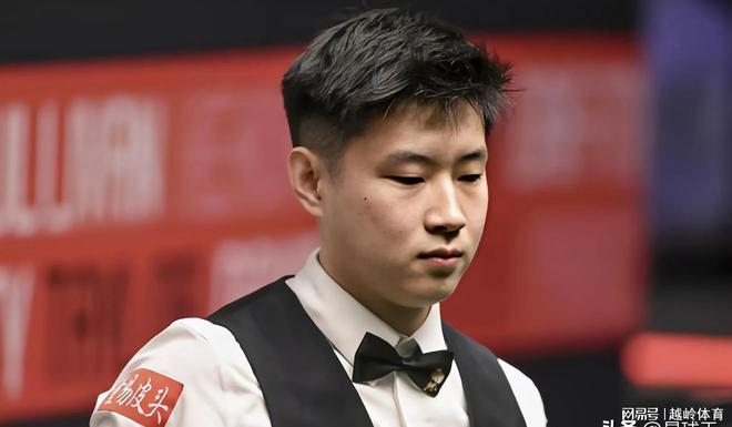 连赢6局+勇夺赛点！赵心童12-4韦克林世锦赛赵心童4强稳了！(图1)