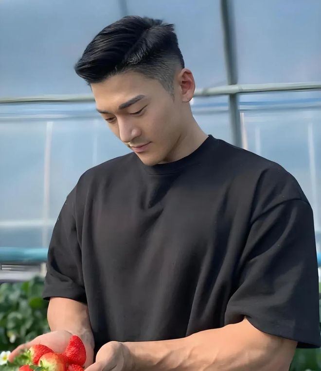 适合中国男生剪的3款发型太帅了！(图3)