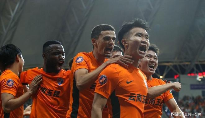 鲁能意外失利成都强势领跑中超积分榜(图1)