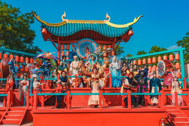 J9九游会：郑州：银基端午迎客158万人次神话体验强势“圈粉”(图2)